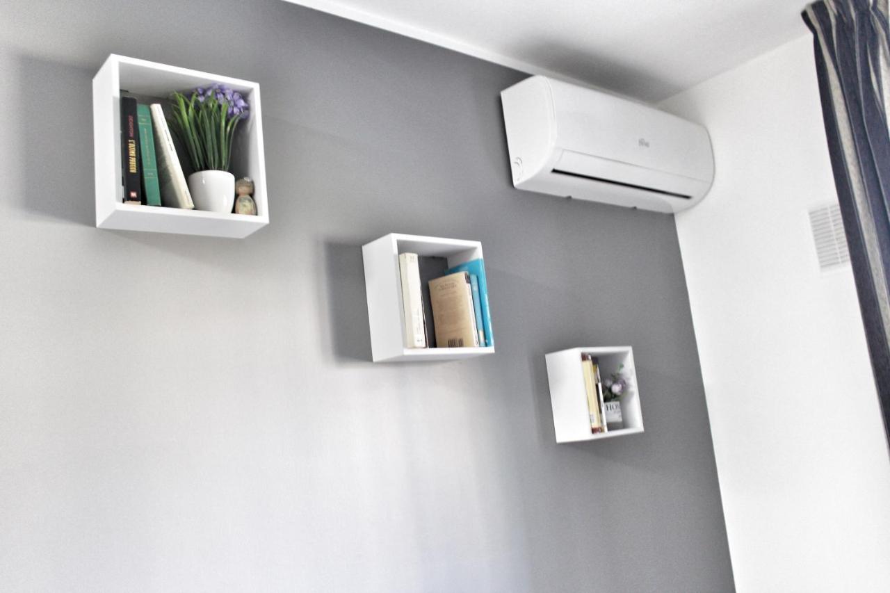 Cosenza Luxury Apartment ภายนอก รูปภาพ
