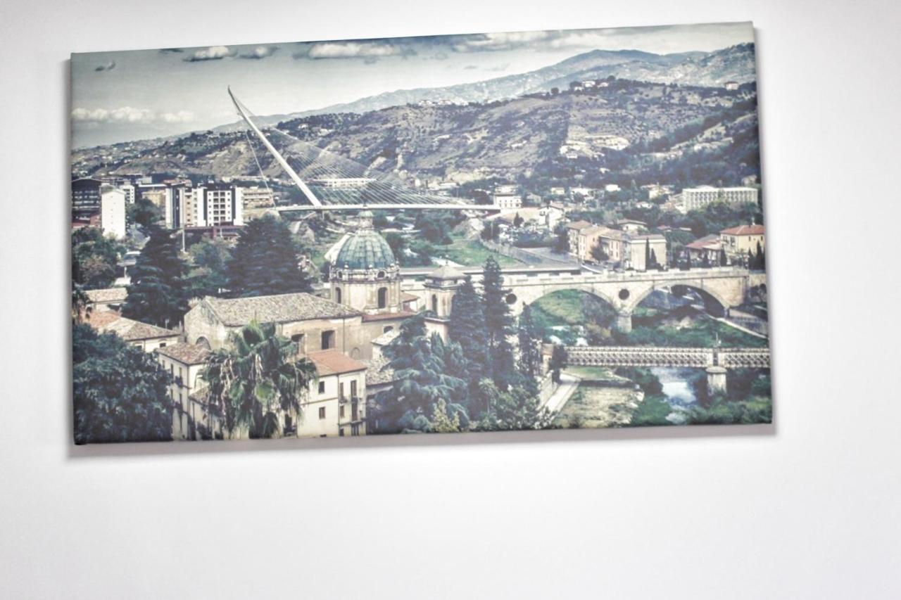Cosenza Luxury Apartment ภายนอก รูปภาพ
