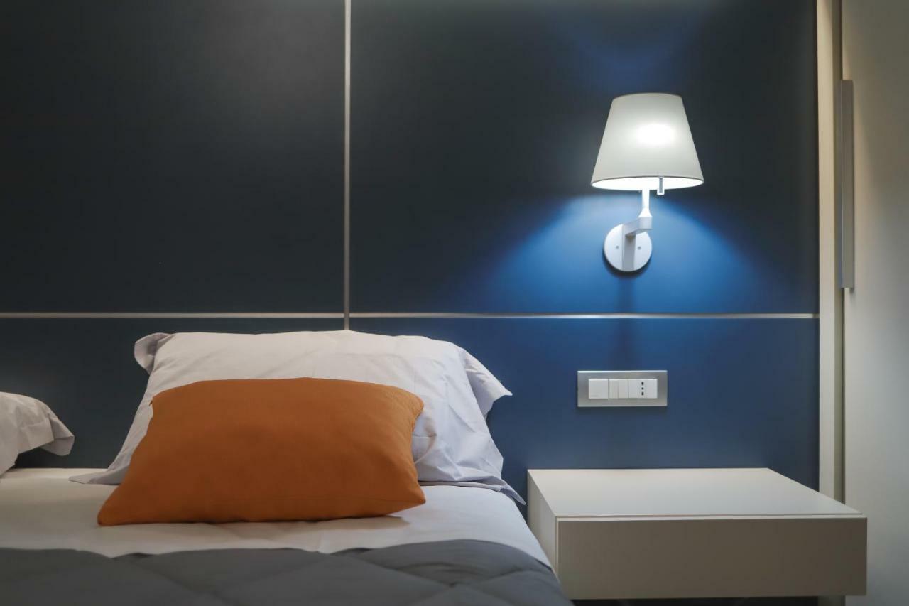 Cosenza Luxury Apartment ภายนอก รูปภาพ