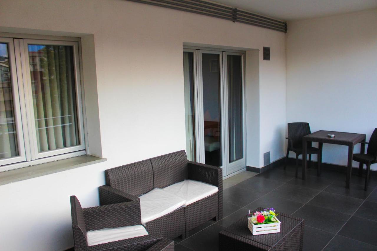 Cosenza Luxury Apartment ภายนอก รูปภาพ